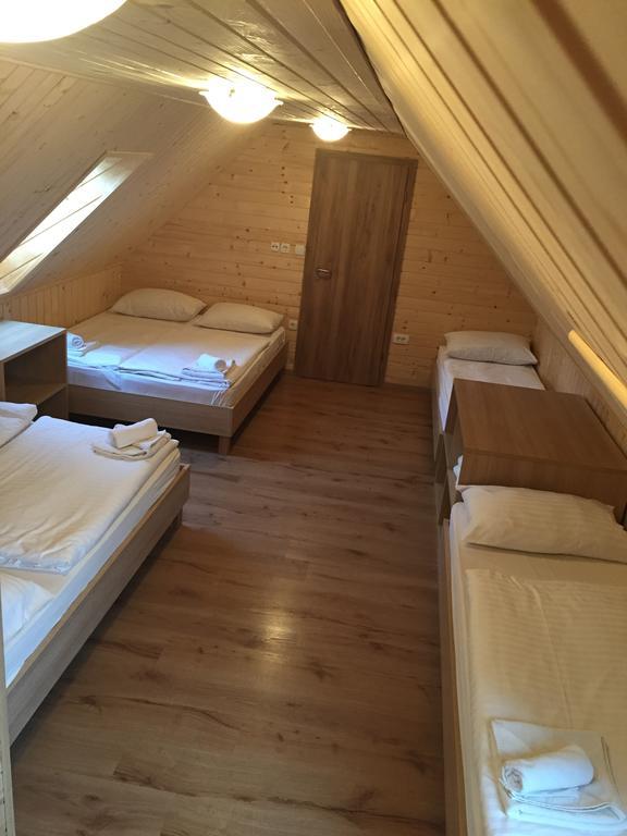 Apartmaji In Sobe Tina Kranjska Gora Exterior photo